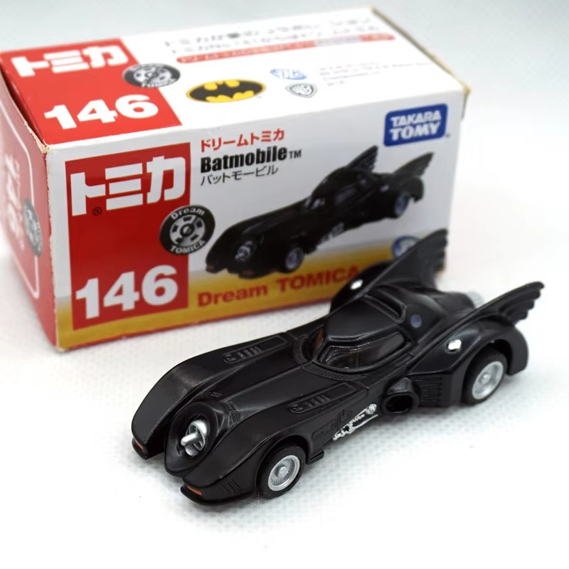 Model Kit Batman - Коллекционная модель автомобиля Takara Tomy Tomica