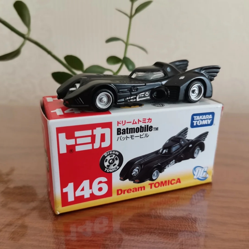 Коллекционная модель автомобил – обзор и цена Model Kit Batman