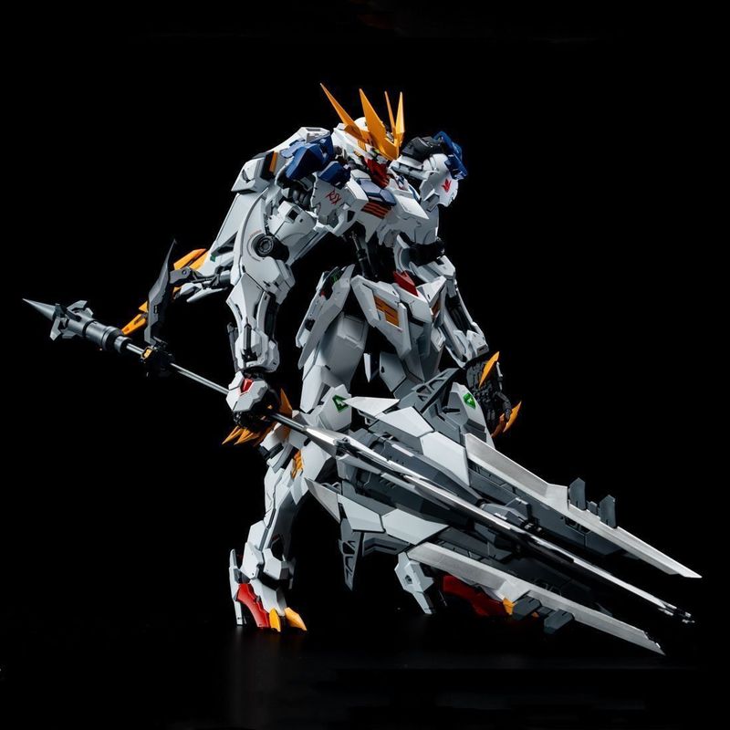 В НАЛИЧИИ: LUNAVOR MG 1/100 Wo – обзор и цена Model Kit Kshatriya