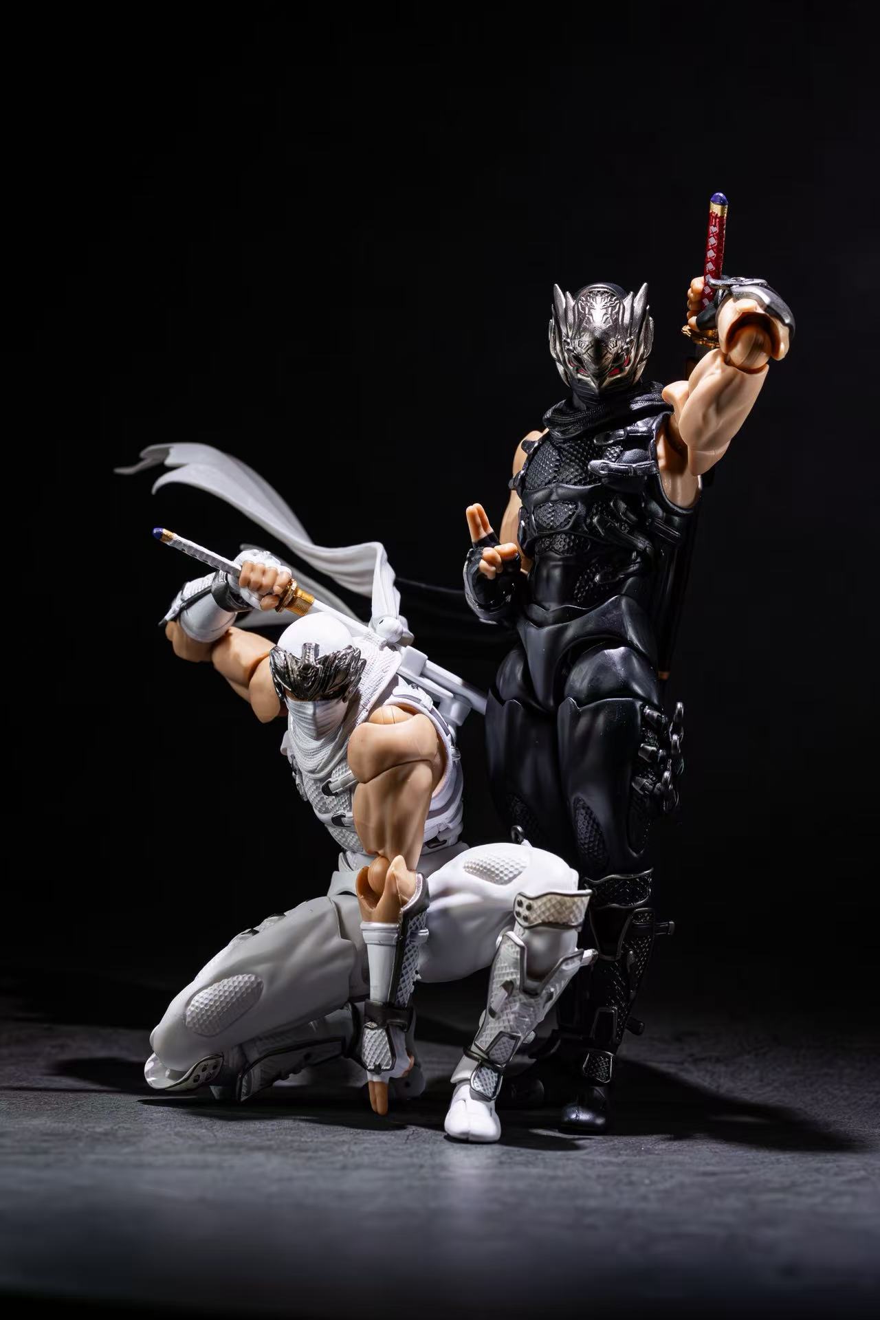 В наличии: Фигурки AC Toys, вт – обзор и цена Model Kit Batman