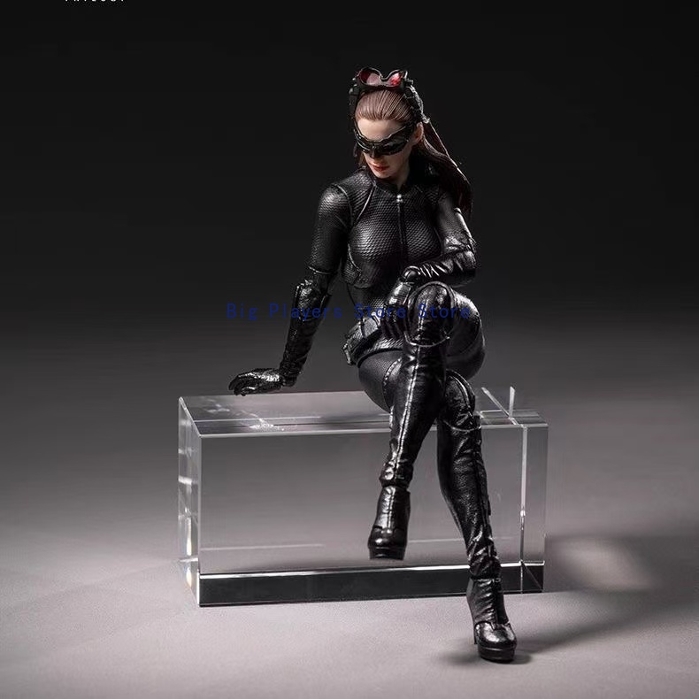 В наличии: Фигурка INART Бэтме – обзор и цена Model Kit Batman
